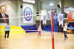 Cumhuriyet Spor Salonu Görselleri